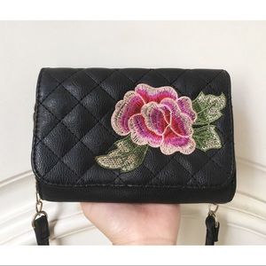 Fashion Q Black Quilted Gold Chain Crossbody Purse